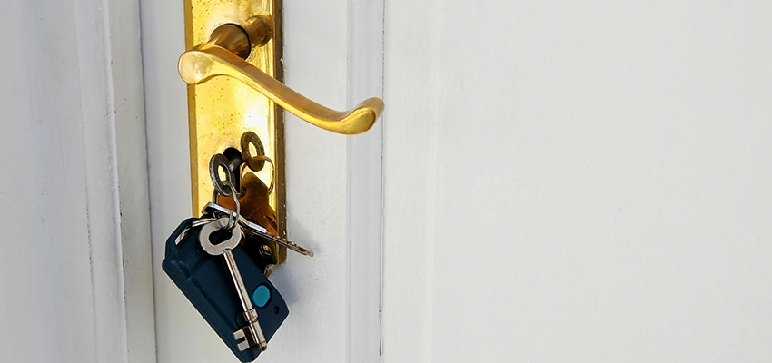 Broken Door Key Extraction in Auburn, CA